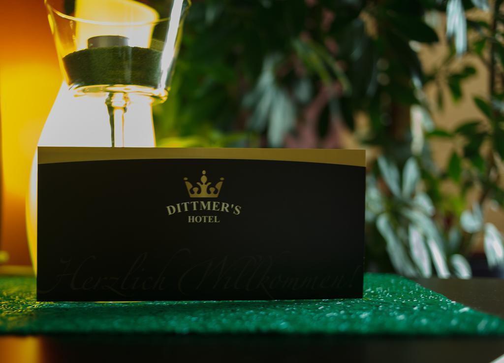 فلنسبورغ Dittmers Hotel المظهر الخارجي الصورة